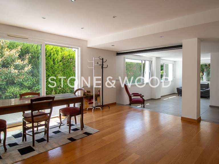 House Annecy-le-Vieux - 8 bedrooms - 265m²