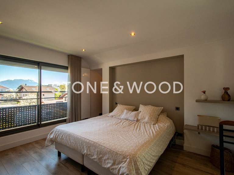 House Annecy-le-Vieux - 5 bedrooms - 211m²