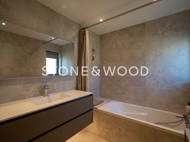 House Annecy-le-Vieux - 5 bedrooms - 211m²