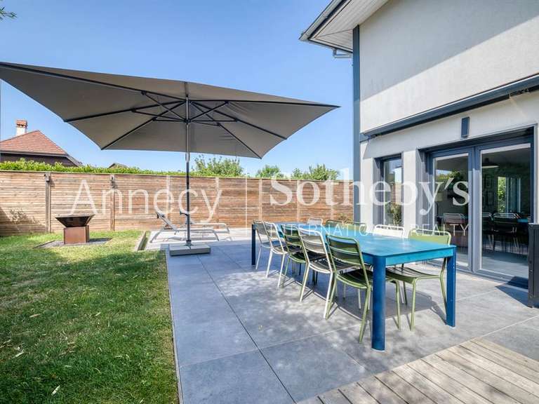 Maison Annecy-le-Vieux - 3 chambres - 105m²