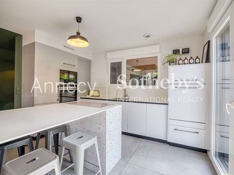 Maison Annecy-le-Vieux - 3 chambres - 105m²