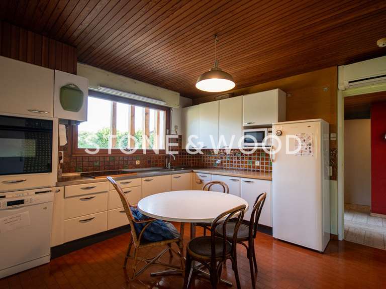 Maison Annecy-le-Vieux - 5 chambres - 224m²