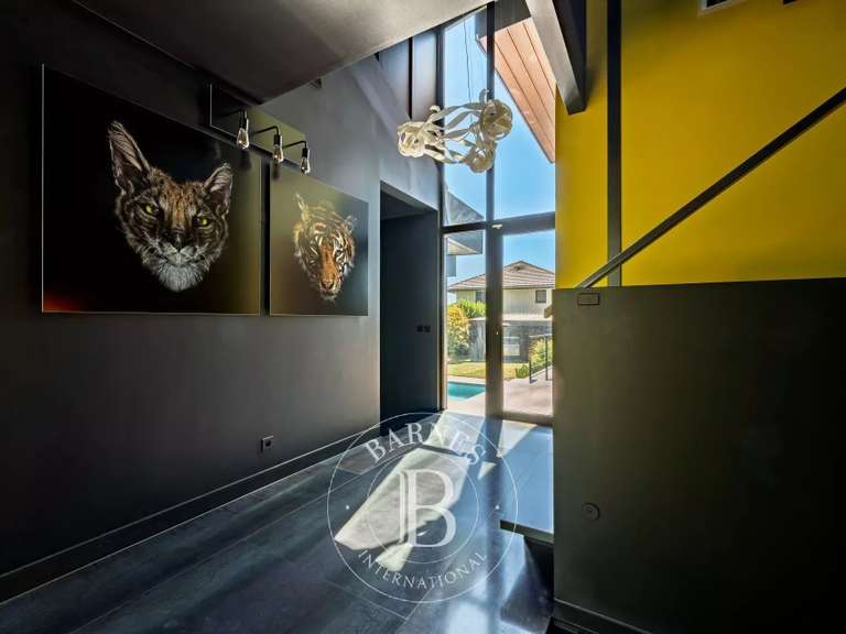 Maison Annecy-le-Vieux - 5 chambres - 430m²