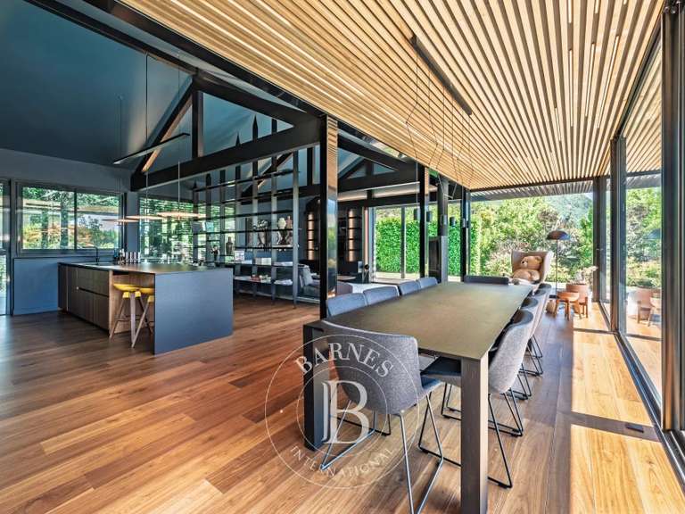 Maison Annecy-le-Vieux - 5 chambres - 430m²