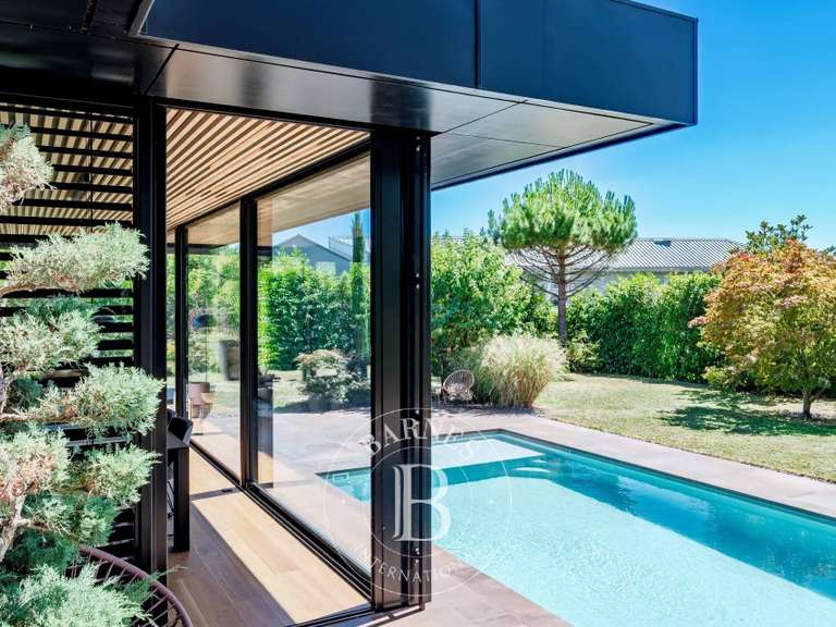 Maison Annecy-le-Vieux - 5 chambres - 430m²