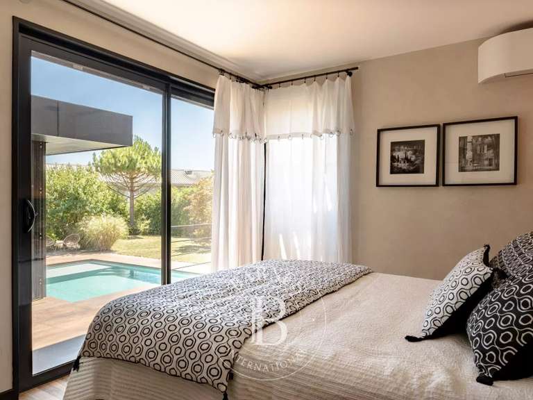 Maison Annecy-le-Vieux - 5 chambres - 430m²