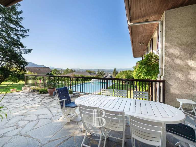Villa Annecy-le-Vieux - 6 chambres - 382m²