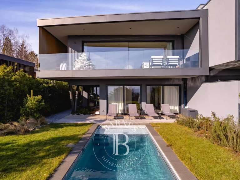 Villa Annecy-le-Vieux - 6 chambres - 254m²