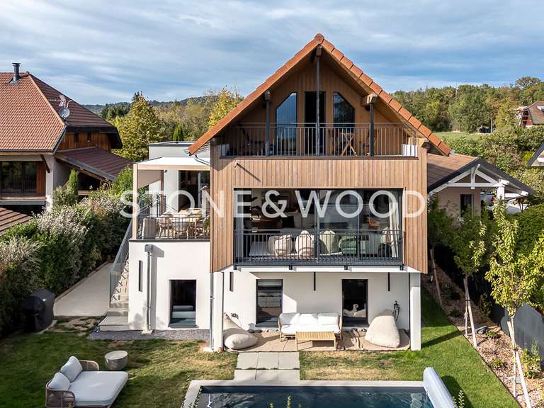 Villa Annecy-le-Vieux - 5 chambres - 245m²