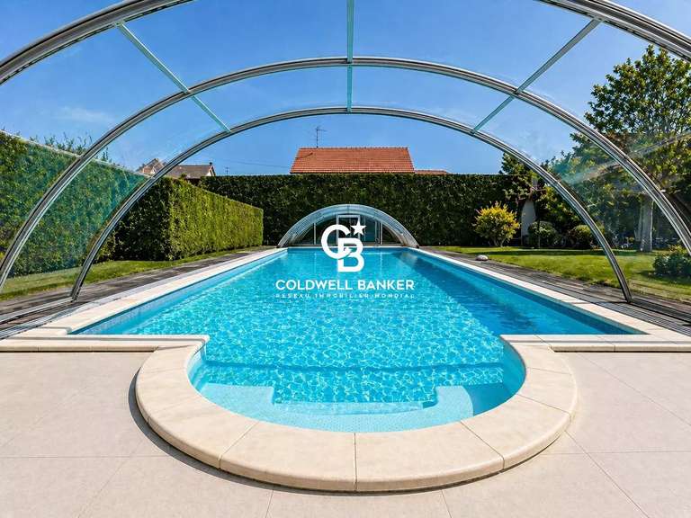 Maison Annemasse - 4 chambres - 360m²