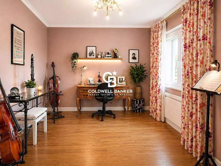 Maison Annemasse - 4 chambres - 360m²