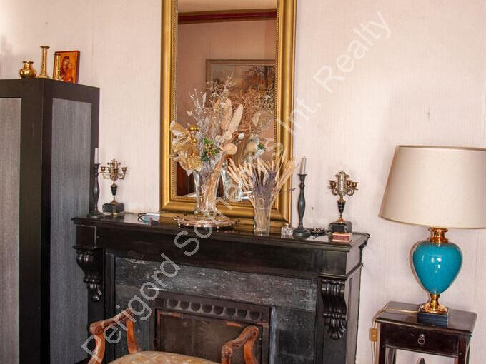Maison Annesse-et-Beaulieu - 5 chambres - 523m²