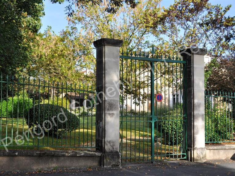 Maison Annesse-et-Beaulieu - 5 chambres - 523m²