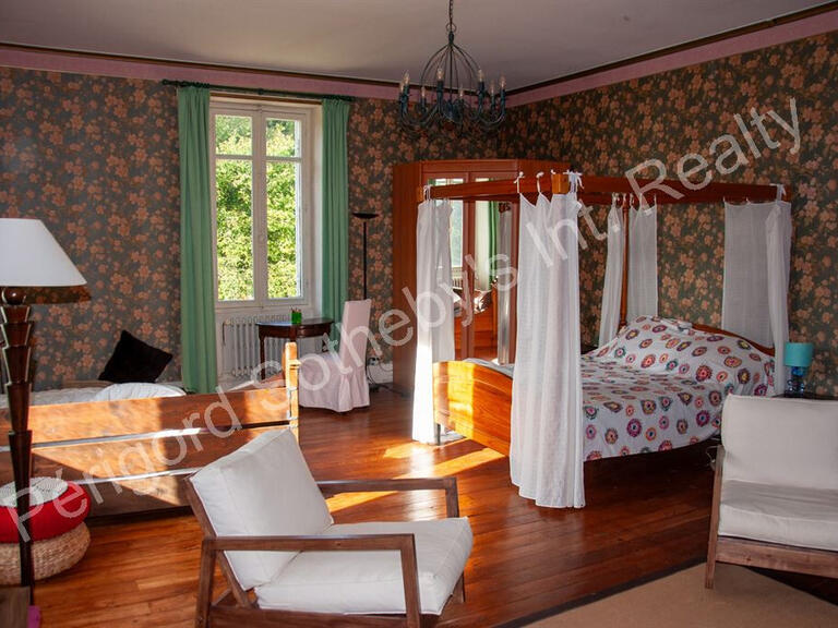 Maison Annesse-et-Beaulieu - 5 chambres - 523m²