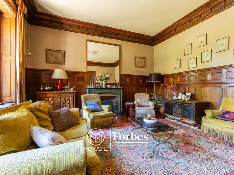 Maison Anneyron - 7 chambres - 330m²