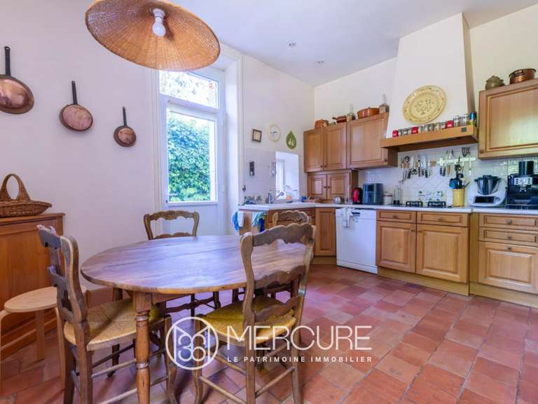 Maison Anneyron - 7 chambres - 330m²