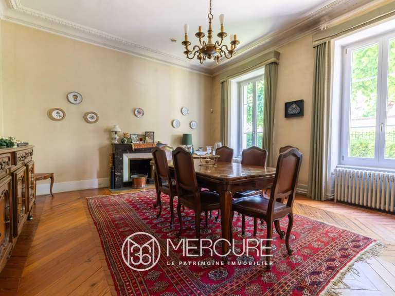House Anneyron - 7 bedrooms - 330m²