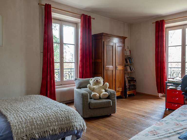 Maison Annonay - 6 chambres - 300m²