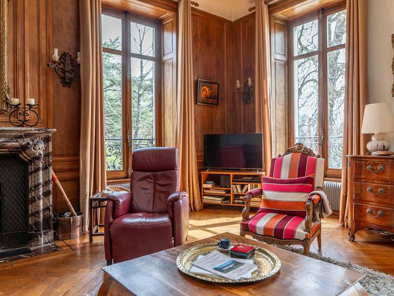 Maison Annonay - 6 chambres - 300m²