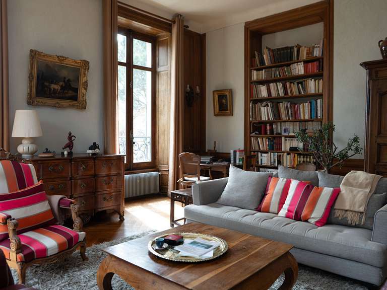 Maison Annonay - 6 chambres - 300m²