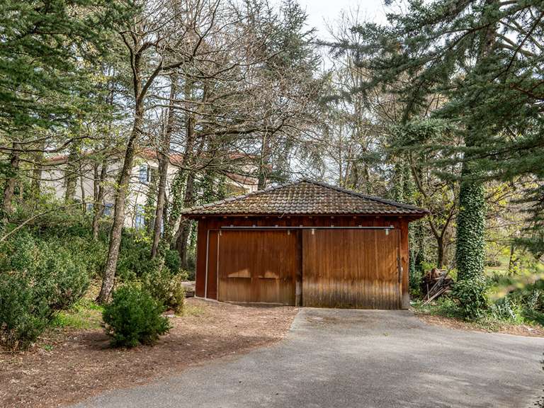 Maison Annonay - 6 chambres - 300m²