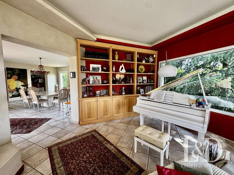 Maison Annonay - 5 chambres - 313m²