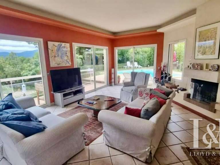 Maison Annonay - 5 chambres - 313m²