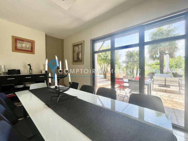 Villa Annonay - 8 chambres - 342m²