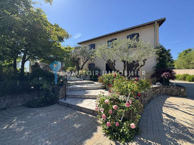 Villa Annonay - 8 chambres - 342m²