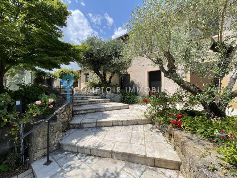 Villa Annonay - 8 chambres - 342m²