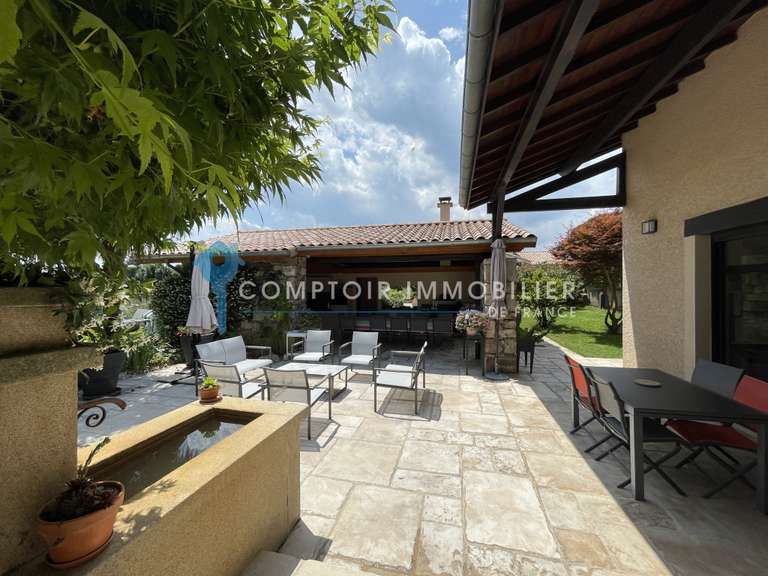 Villa Annonay - 8 chambres - 342m²