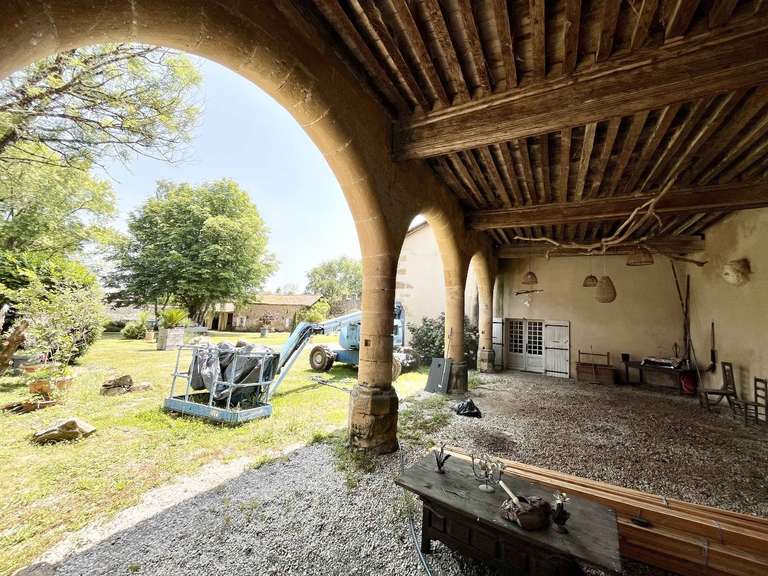 Maison Ansac-sur-Vienne - 10 chambres - 388m²