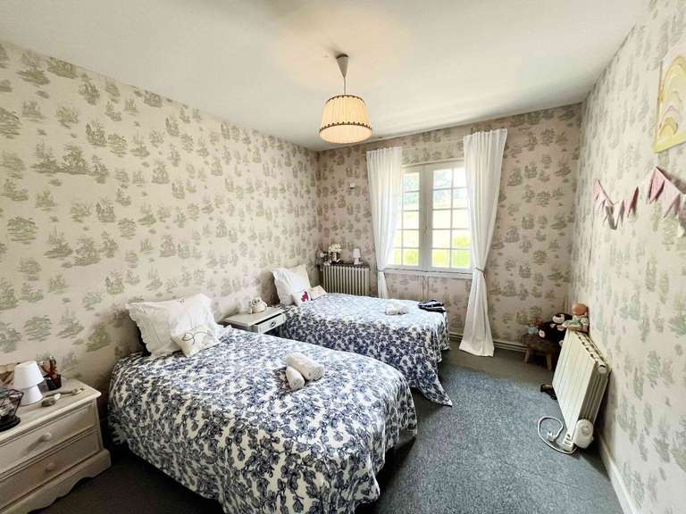 House Ansac-sur-Vienne - 10 bedrooms - 388m²