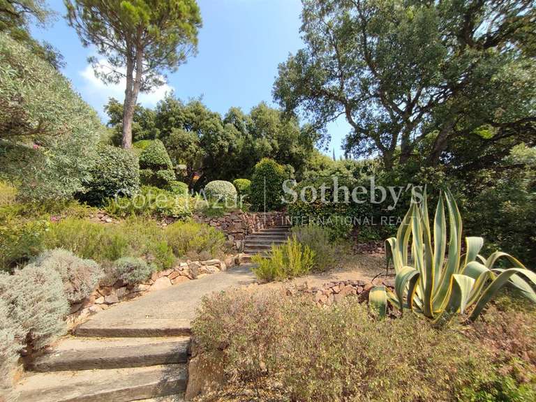 Maison Antheor - 5 chambres - 222m²