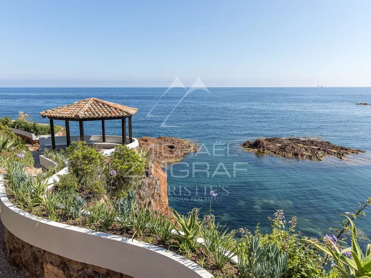 Villa antheor