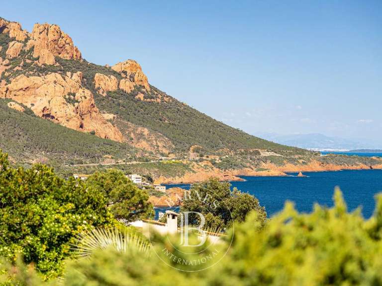 Villa avec Vue sur mer Antheor - 5 chambres - 180m²