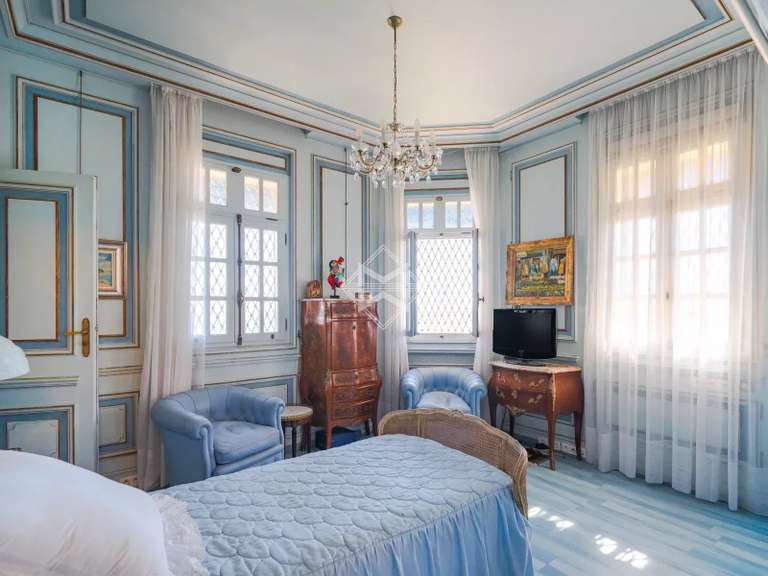 Villa antheor - 5 bedrooms - 343m²