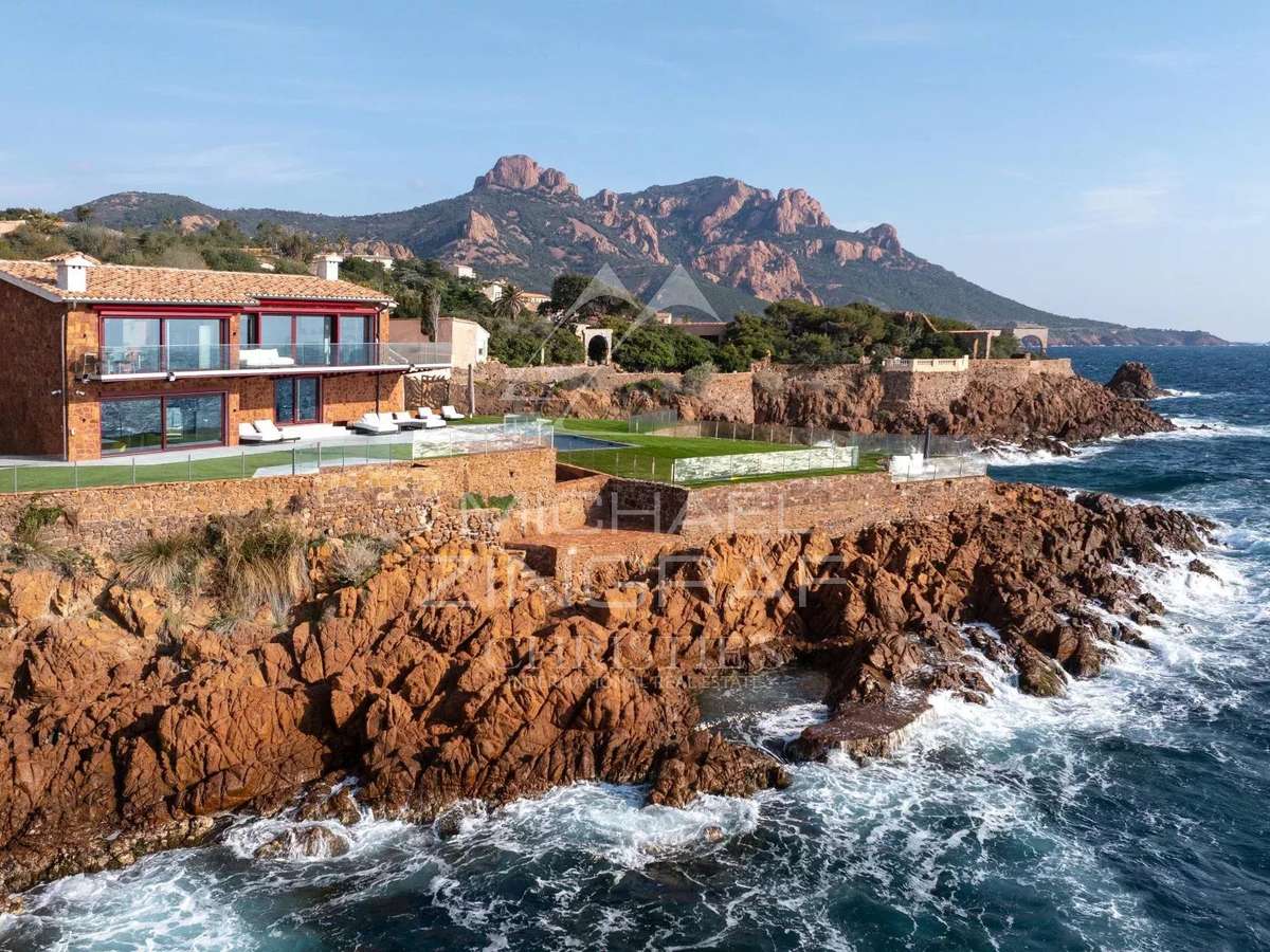 Villa antheor