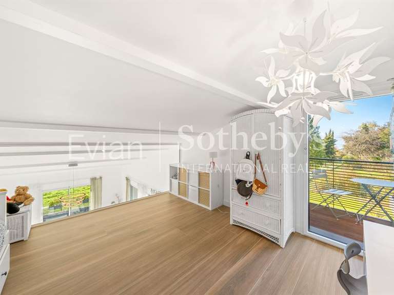 Maison Anthy-sur-Léman - 9 chambres - 269m²
