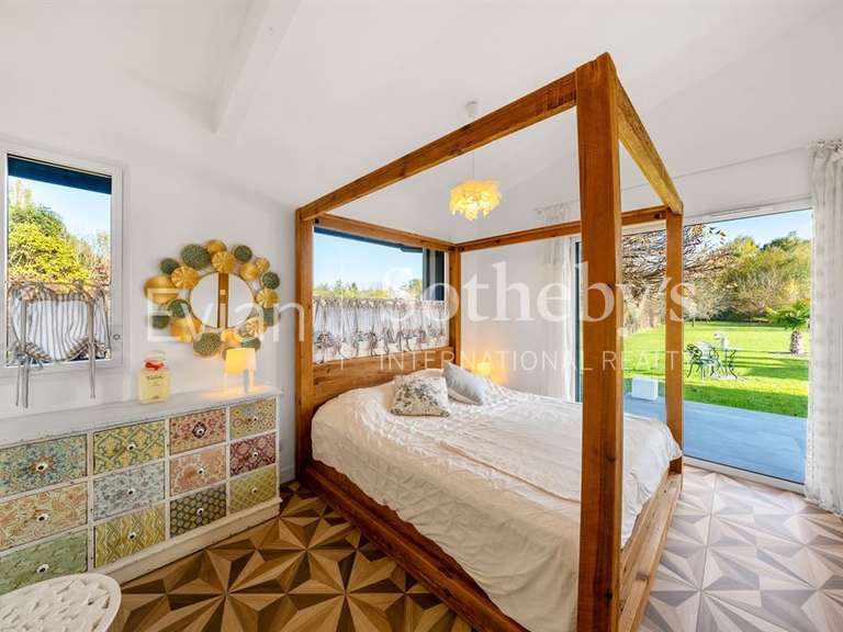 House Anthy-sur-Léman - 9 bedrooms - 269m²