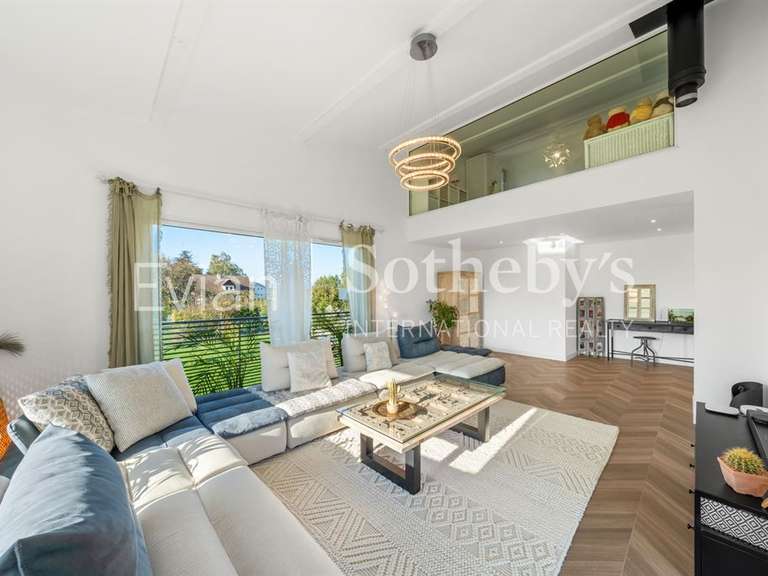 Maison Anthy-sur-Léman - 9 chambres - 269m²
