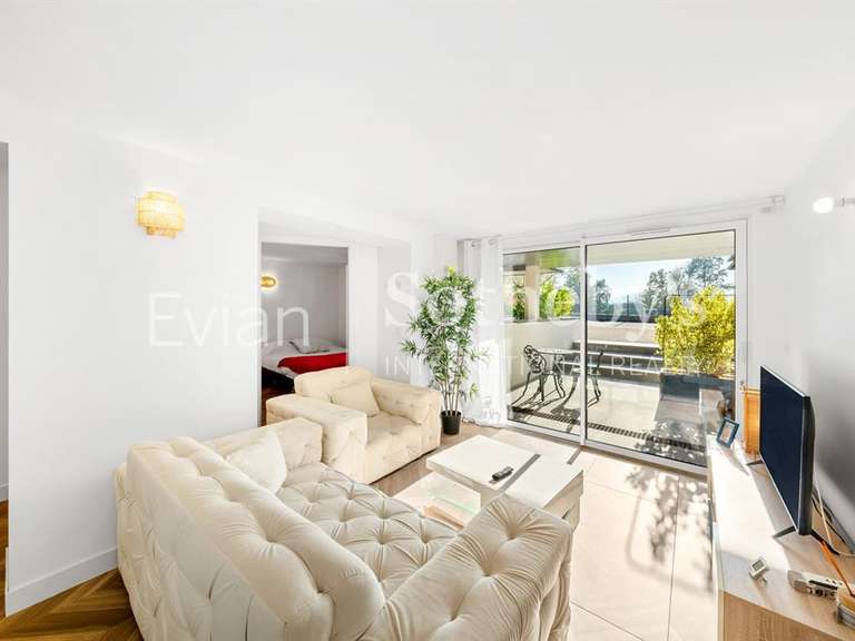 Maison Anthy-sur-Léman - 9 chambres - 269m²