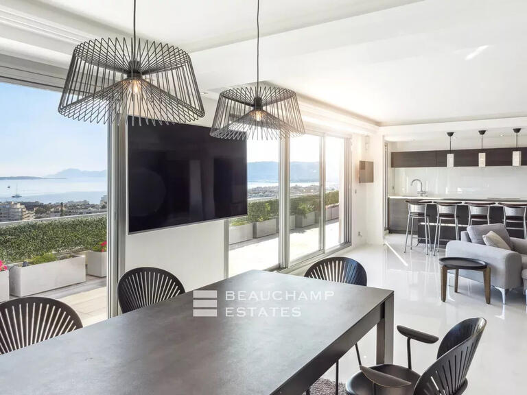 Appartement Antibes - 3 chambres - 142m²