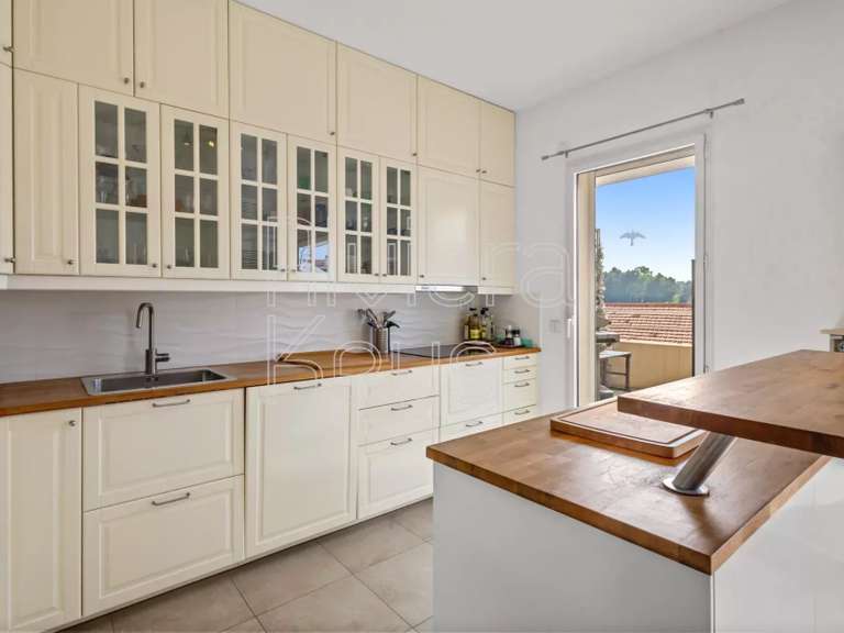 Appartement Antibes - 2 chambres - 108m²