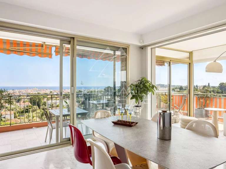 Apartment with Sea view Antibes - 3 bedrooms - 124m²