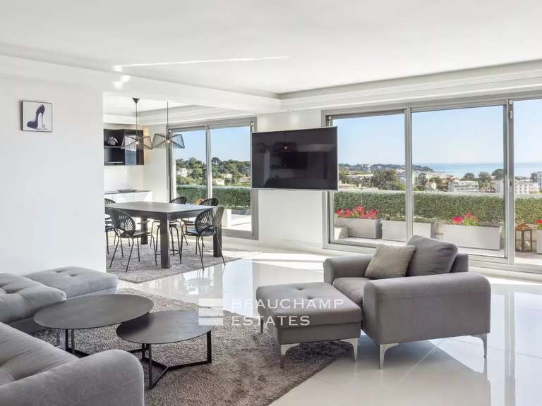 Apartment with Sea view Antibes - 3 bedrooms - 143m²