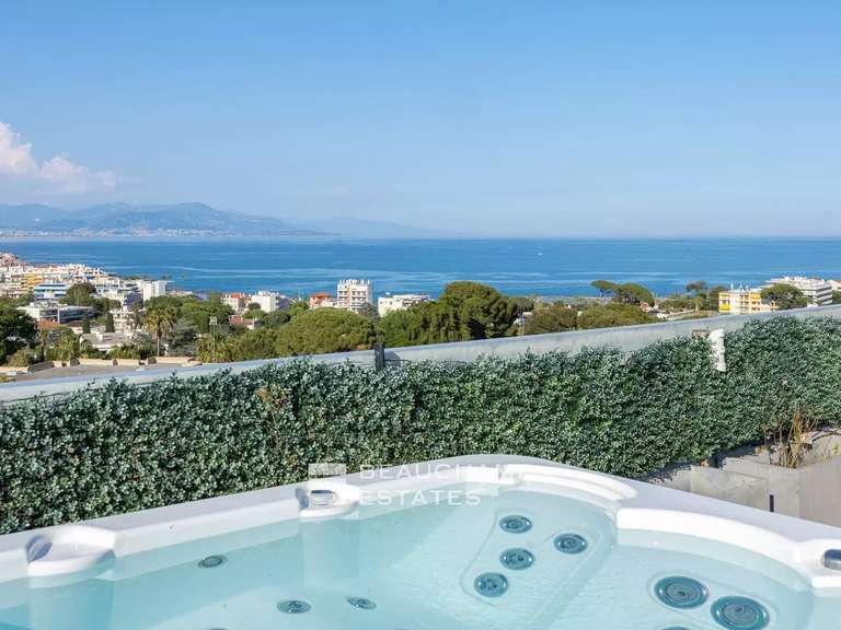 Apartment with Sea view Antibes - 3 bedrooms - 143m²