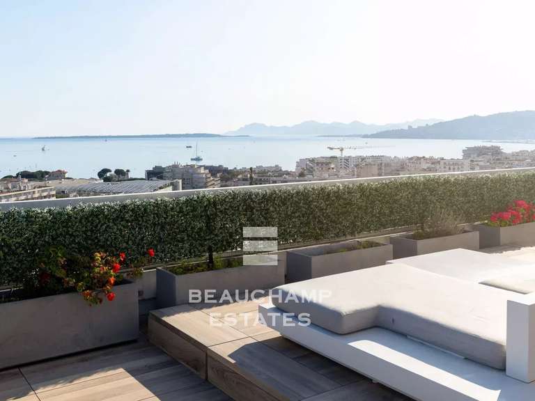 Apartment with Sea view Antibes - 3 bedrooms - 143m²