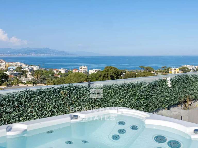 Apartment with Sea view Antibes - 3 bedrooms - 143m²