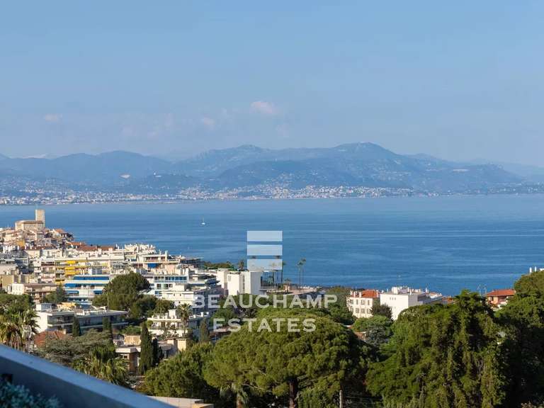 Apartment with Sea view Antibes - 3 bedrooms - 143m²